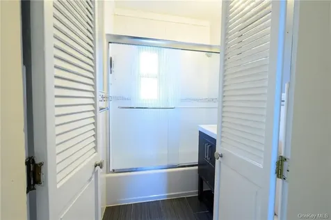 330 S Broadway Tarrytown NY 10591