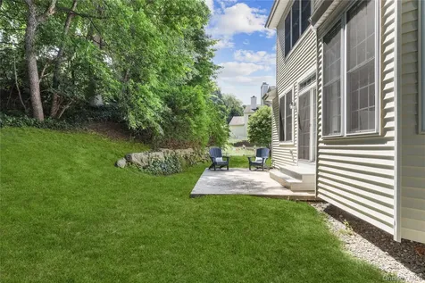 65 Eldorado Court White Plains NY 10603