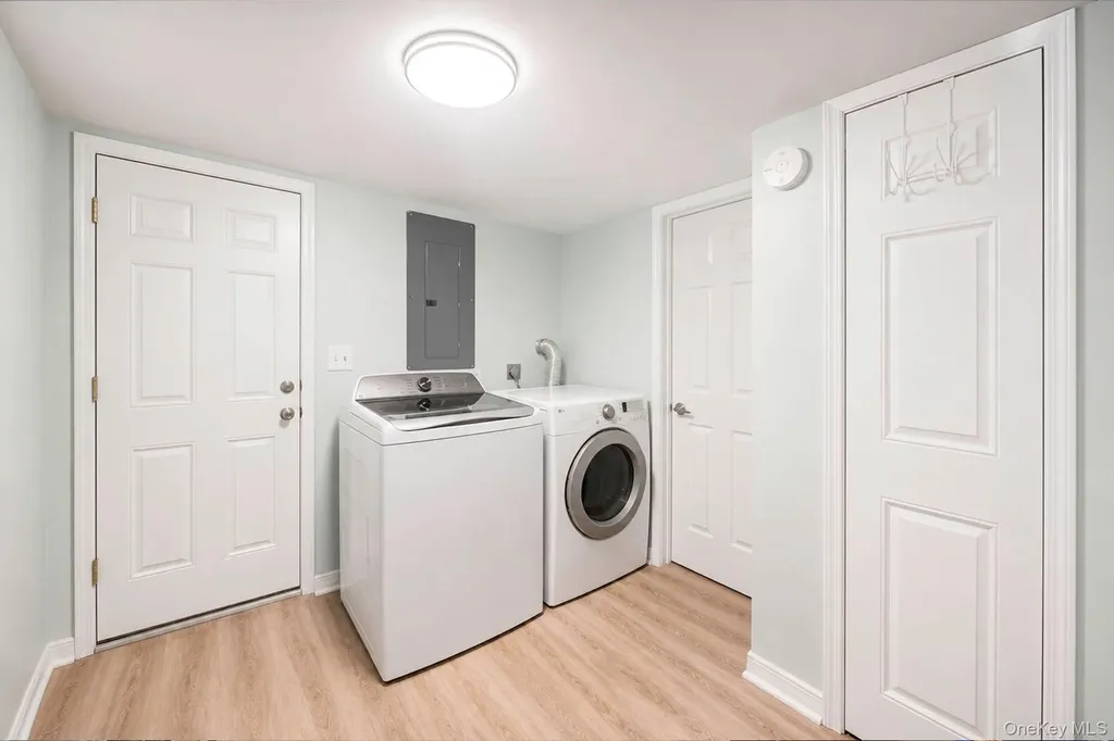 52 Garden Lane Centereach NY 11720