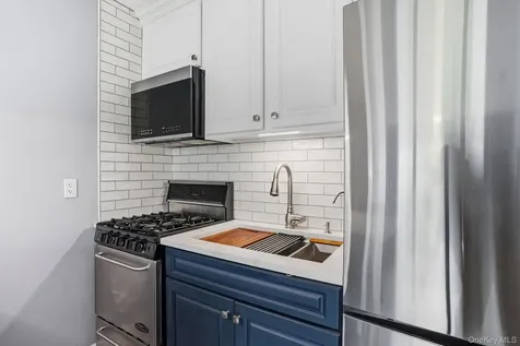 2261 Palmer Avenue New Rochelle NY 10801