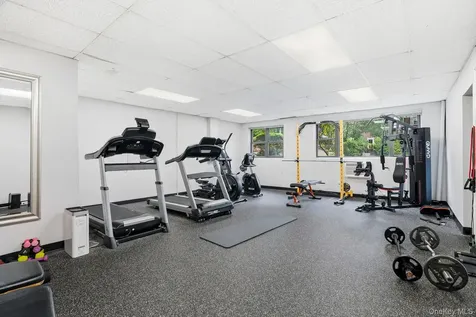 2261 Palmer Avenue New Rochelle NY 10801