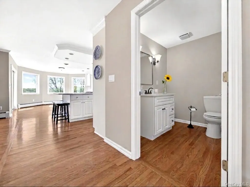 18 Almond Tree Lane Warwick NY 10990
