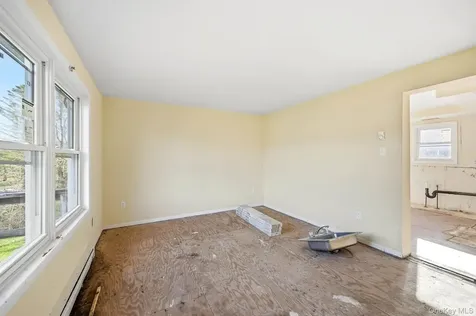 234 Vineyard Ave #230, Vineyard Avenue Highland NY 12528