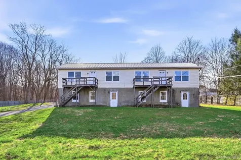 234 Vineyard Ave #230, Vineyard Avenue Highland NY 12528