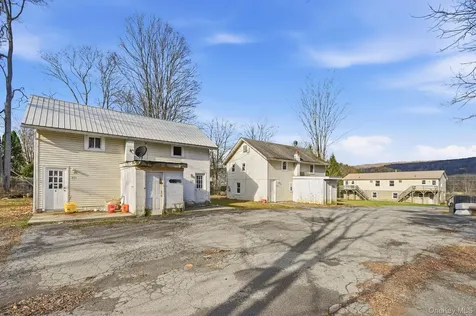 234 Vineyard Ave #230, Vineyard Avenue Highland NY 12528