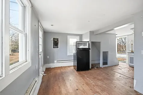 234 Vineyard Ave #230, Vineyard Avenue Highland NY 12528
