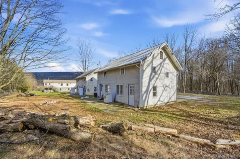 234 Vineyard Ave #230, Vineyard Avenue Highland NY 12528