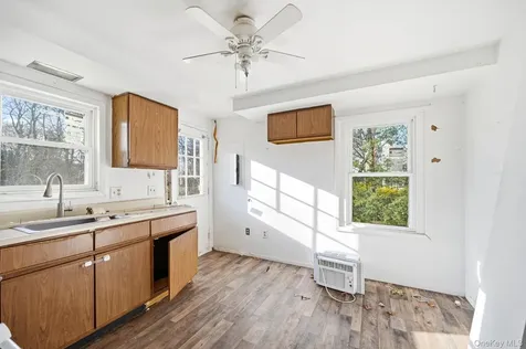234 Vineyard Ave #230, Vineyard Avenue Highland NY 12528