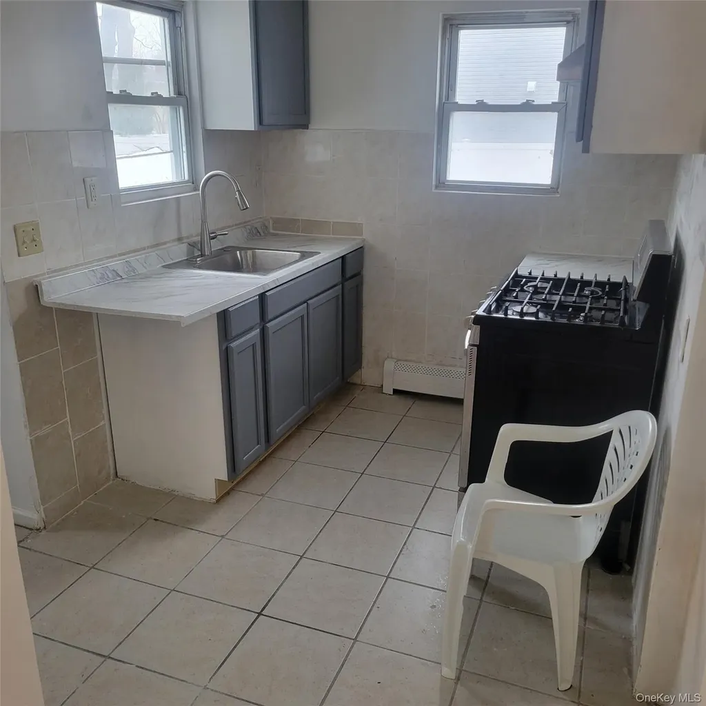 3 Keuka Road West Hempstead NY 11552