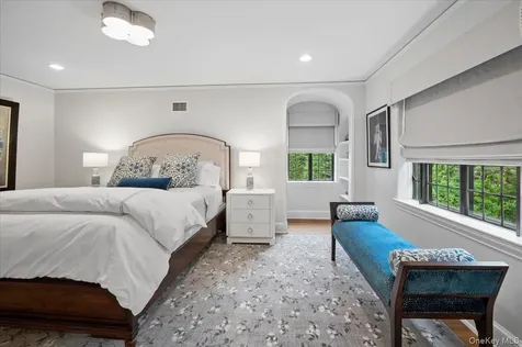 263 Corona Avenue Pelham NY 10803