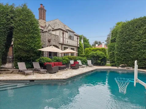 263 Corona Avenue Pelham NY 10803