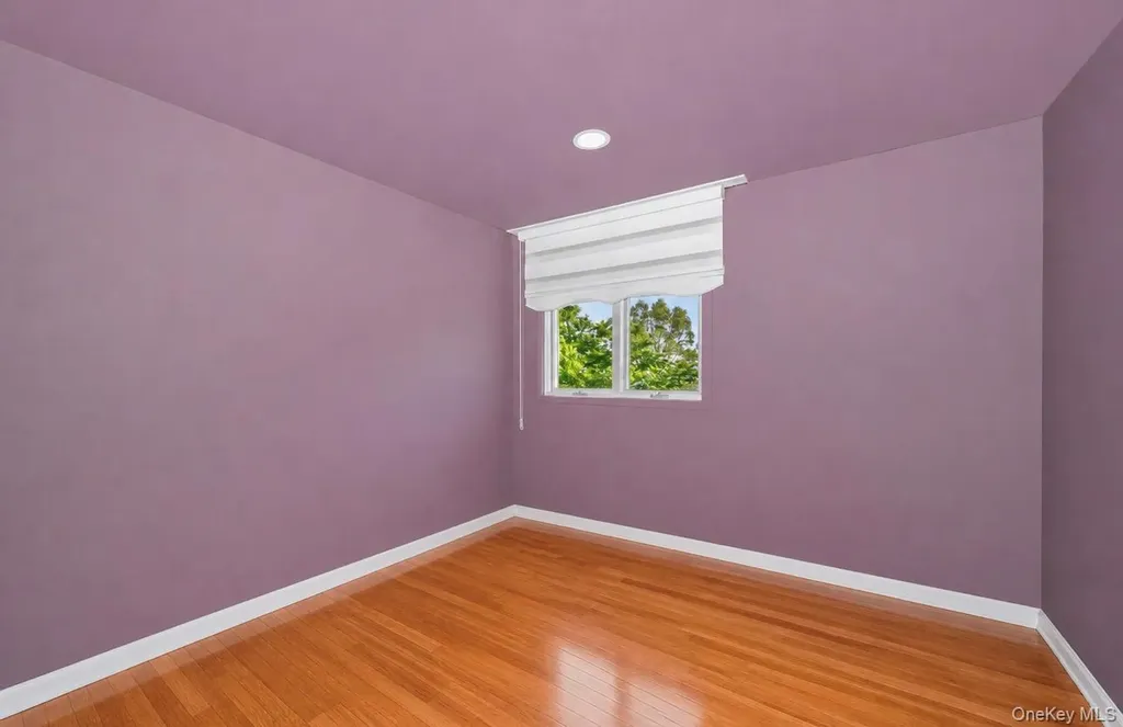 495 Windmill Avenue West Babylon NY 11704