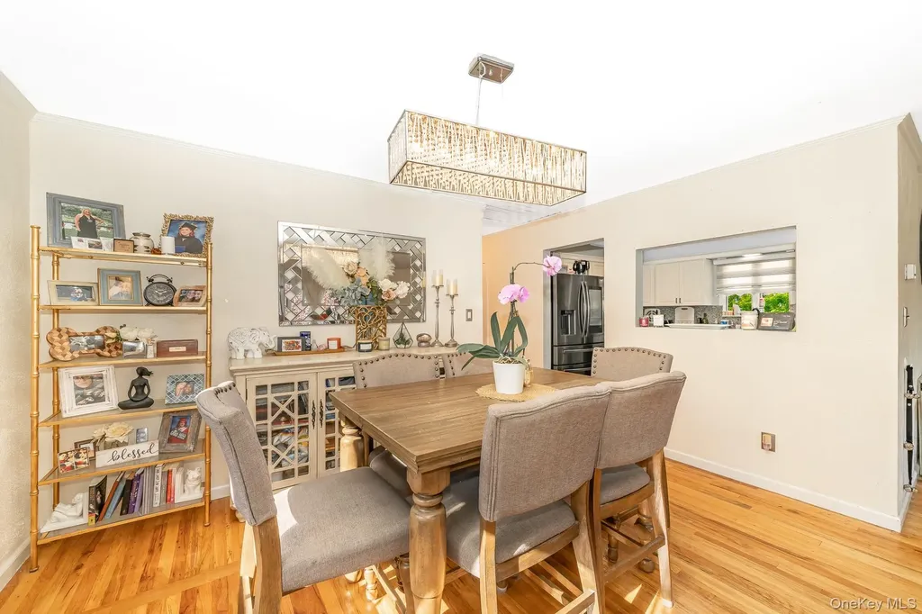 495 Windmill Avenue West Babylon NY 11704