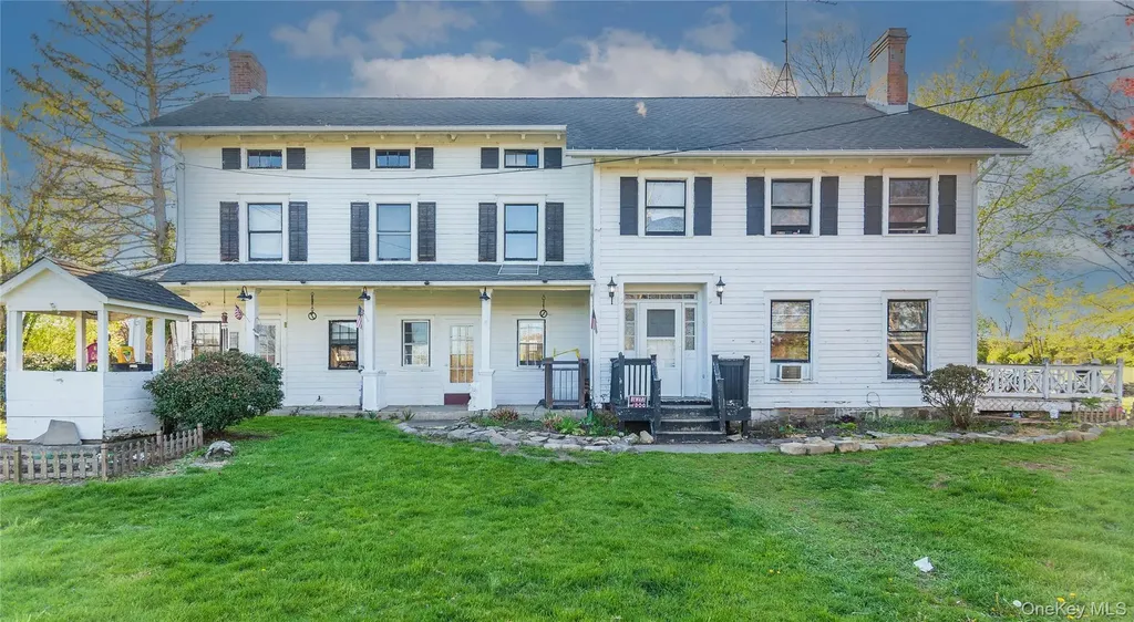 111 Browns Road Walden NY 12586