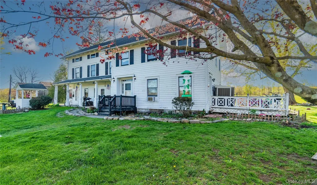 111 Browns Road Walden NY 12586