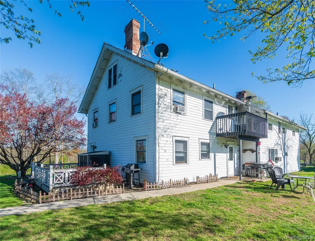 111 Browns Road Walden NY 12586