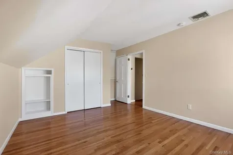119 Manville Road Pleasantville NY 10570
