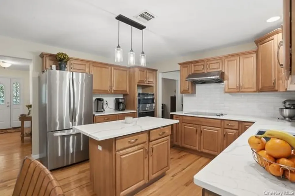 29 Hickory Hill Road Newburgh NY 12550