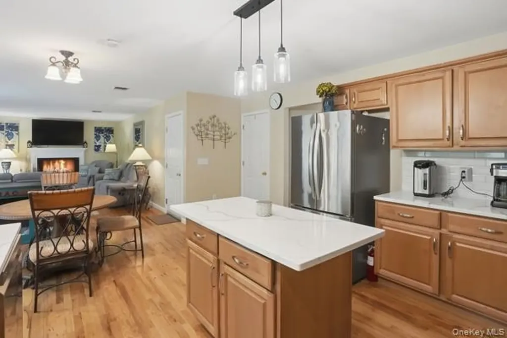 29 Hickory Hill Road Newburgh NY 12550
