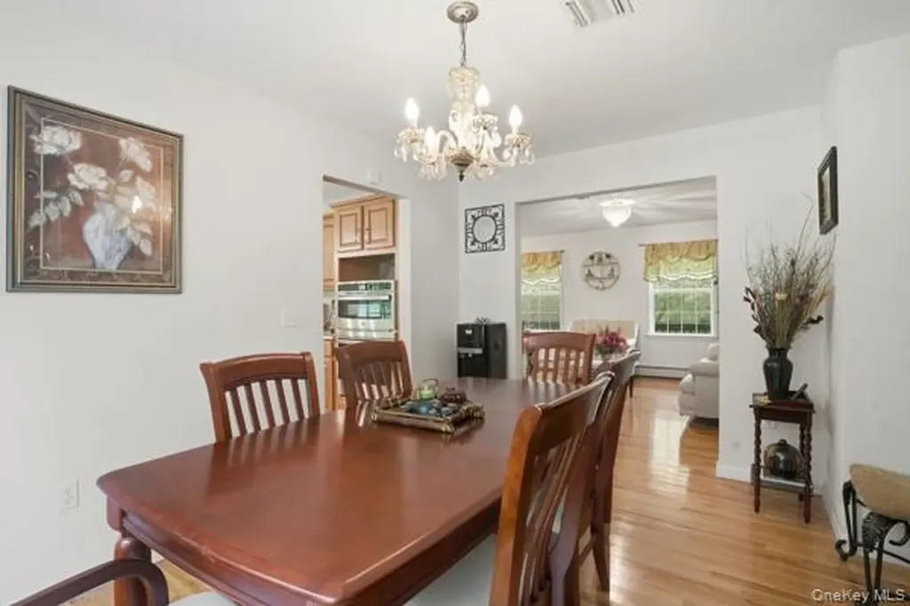 29 Hickory Hill Road Newburgh NY 12550