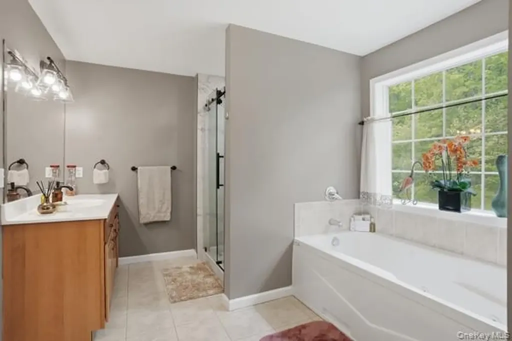 29 Hickory Hill Road Newburgh NY 12550