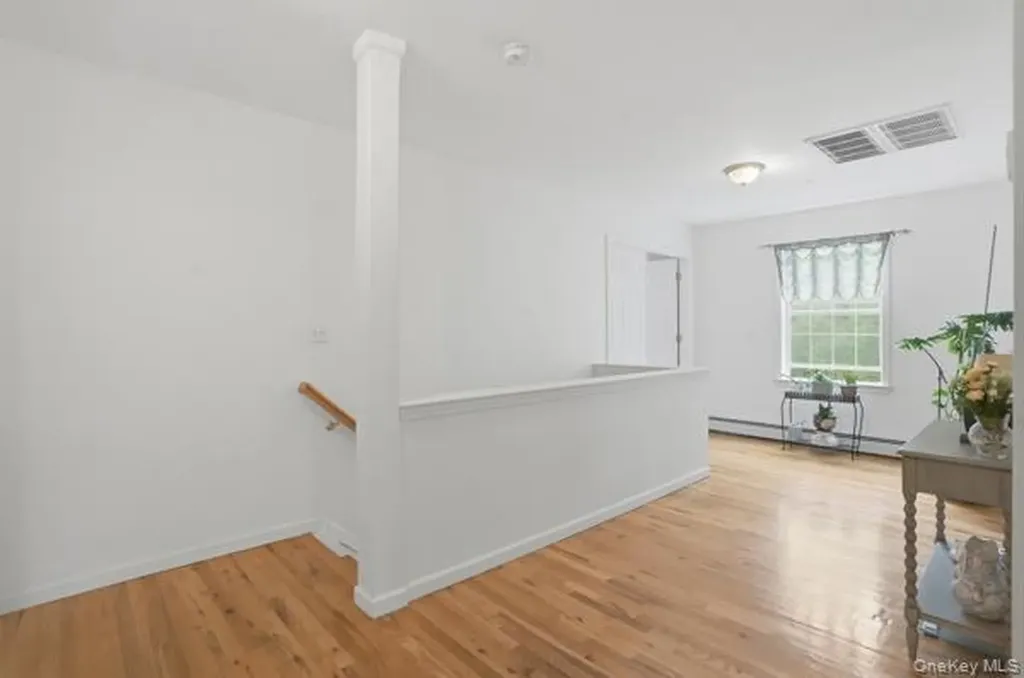 29 Hickory Hill Road Newburgh NY 12550