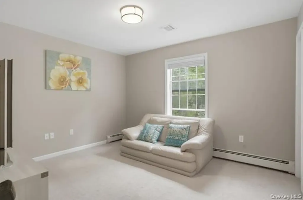 29 Hickory Hill Road Newburgh NY 12550