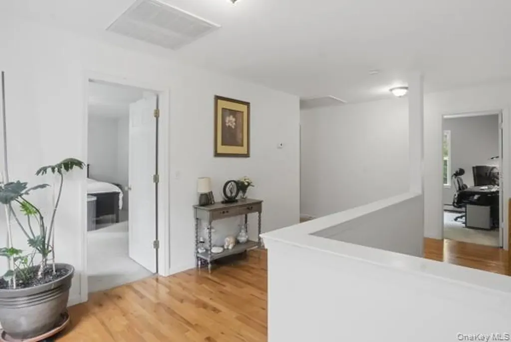 29 Hickory Hill Road Newburgh NY 12550