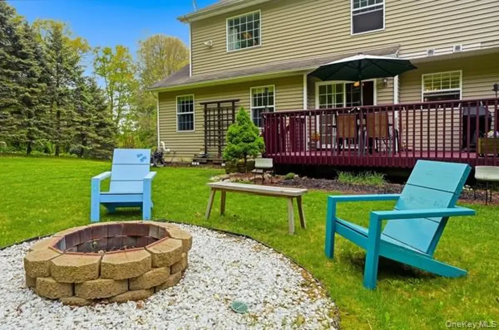 29 Hickory Hill Road Newburgh NY 12550