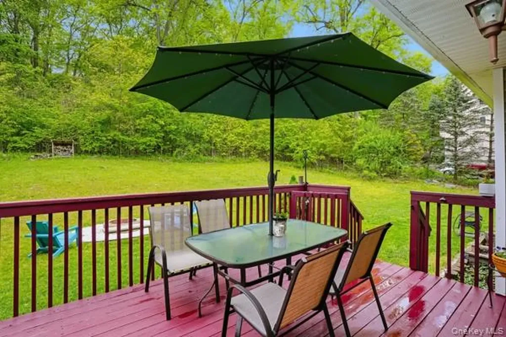 29 Hickory Hill Road Newburgh NY 12550