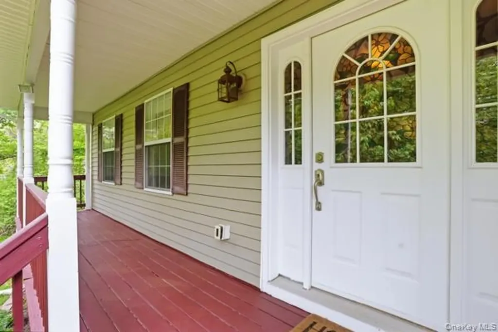 29 Hickory Hill Road Newburgh NY 12550