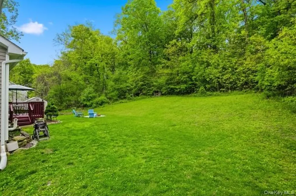 29 Hickory Hill Road Newburgh NY 12550