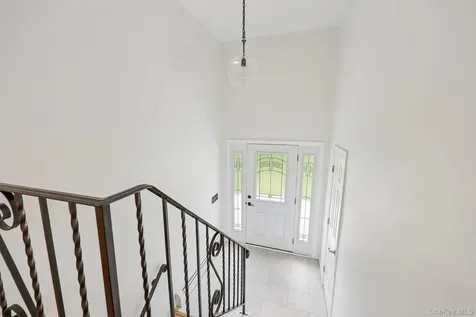2853 Hedwig Drive Yorktown Heights NY 10598