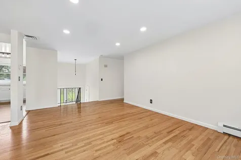 2853 Hedwig Drive Yorktown Heights NY 10598