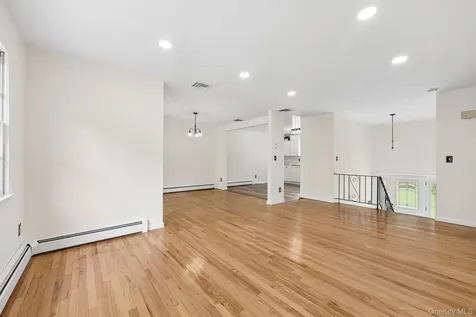 2853 Hedwig Drive Yorktown Heights NY 10598