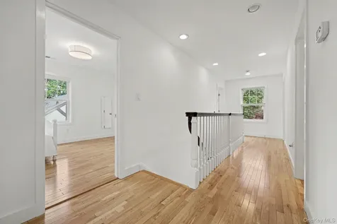 152 Lee Road Scarsdale NY 10583