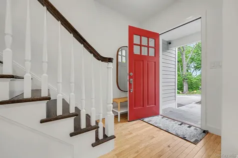 152 Lee Road Scarsdale NY 10583