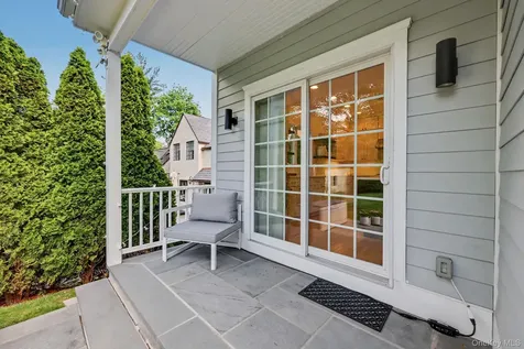 152 Lee Road Scarsdale NY 10583