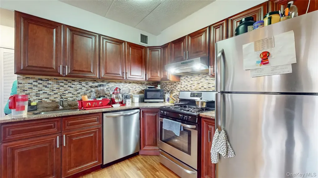 76-01 113th Street Forest Hills NY 11375