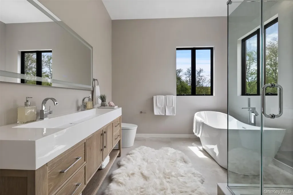 41 Mead Road Armonk NY 10504