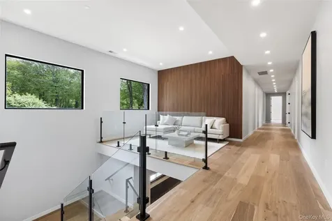 41 Mead Road Armonk NY 10504