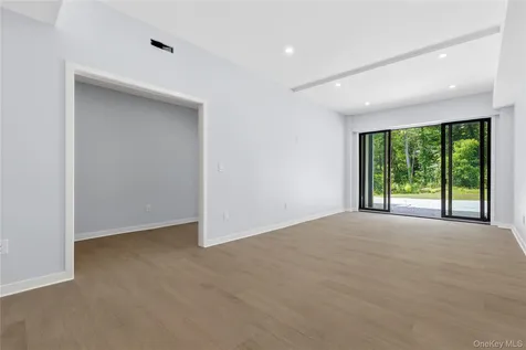 41 Mead Road Armonk NY 10504