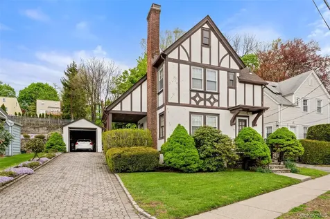 31 Lynton Place White Plains NY 10606