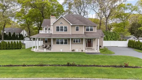 8 Manhattan Avenue Centereach NY 11720
