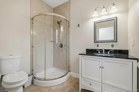 8 Manhattan Avenue Centereach NY 11720
