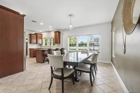 8 Manhattan Avenue Centereach NY 11720