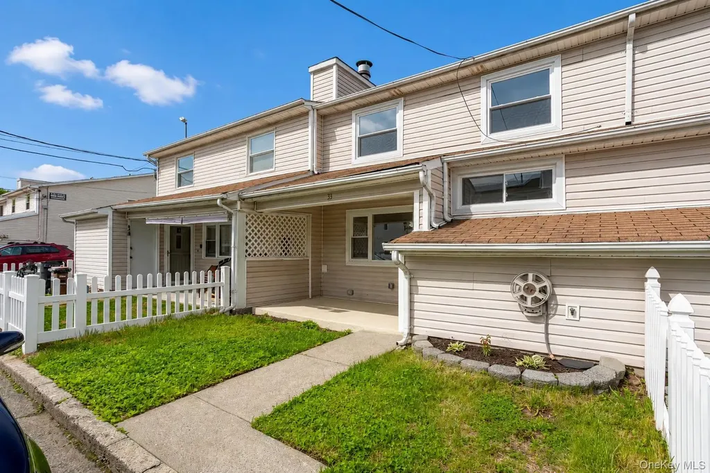 33 Marc Street Staten Island NY 10314