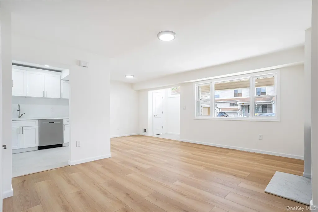 33 Marc Street Staten Island NY 10314