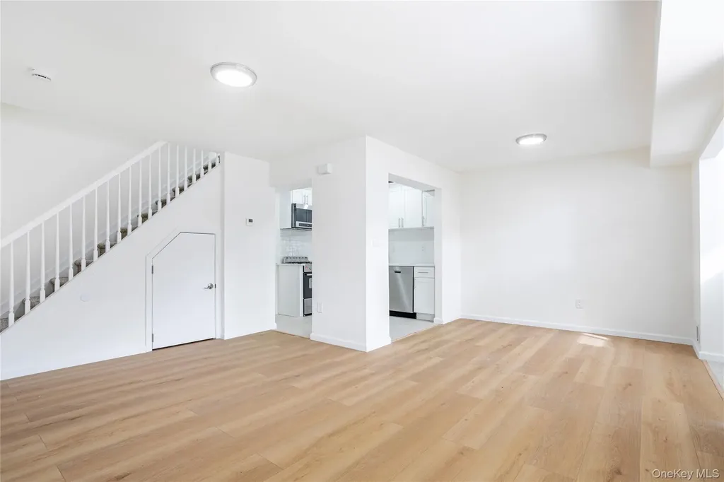33 Marc Street Staten Island NY 10314