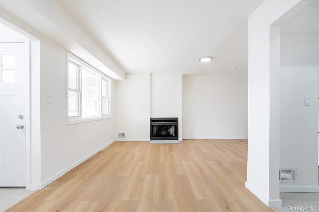 33 Marc Street Staten Island NY 10314